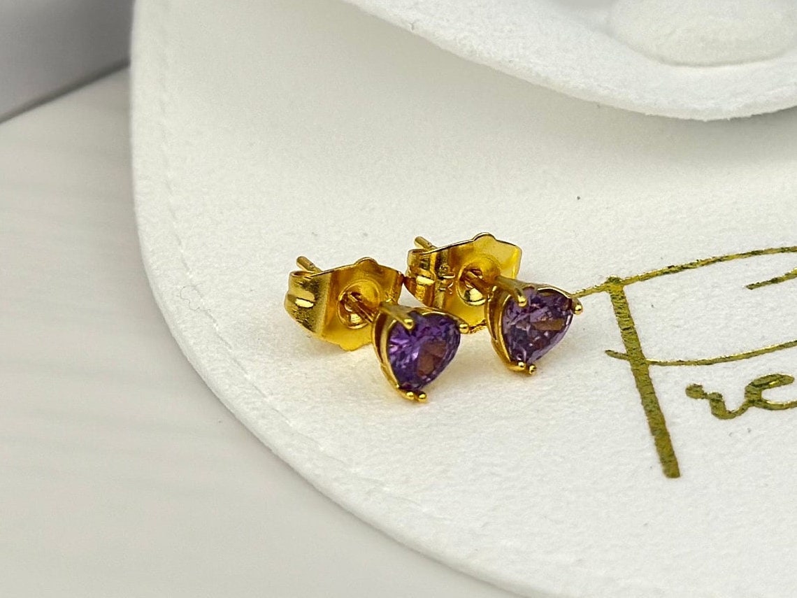 Minimalist Tiny Gold Stud Earrings, 18k Gold Dainty Purple Stud Earrings Hypoallergenic Heart Earrings for Babies Girls Women Men Earrings