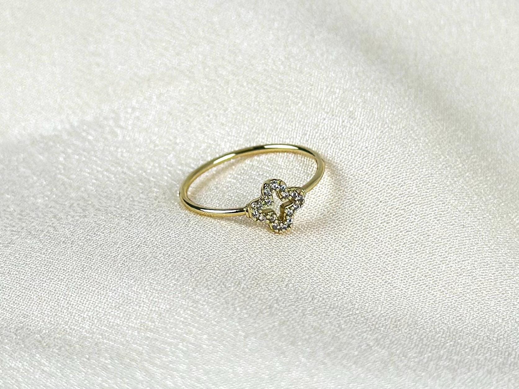 Dainty Diamond Clover Gold Ring, 14k Gold Ring, Minimalist Ring with Handwritten Note for Her , Cubic Zirconia Ring, Jewelry Gift for Her - 2nd Image